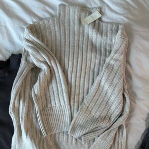 A&F mockneck tunic